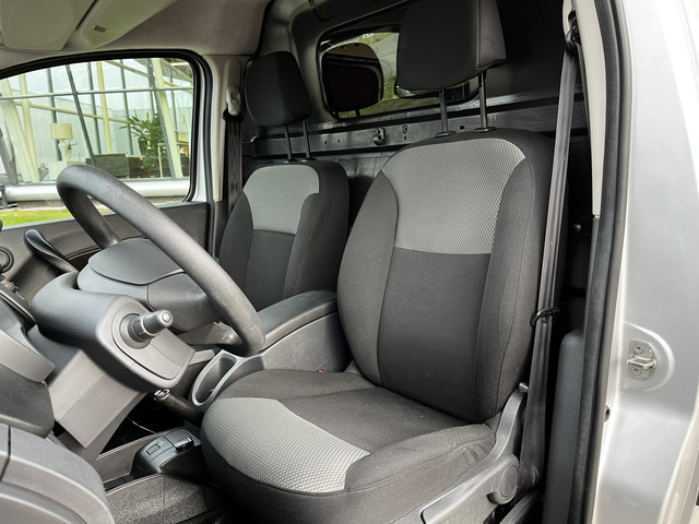 Renault Kangoo 1.5 dCi 75 Energy Comfort   Excl. BTW   Parkeersensoren. Achter   Cruise   Armsteun   Bluetooth