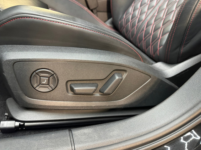 Audi S3 Sportback 2.0 TFSI quattro Pano|RS Seat|Massage|HuD