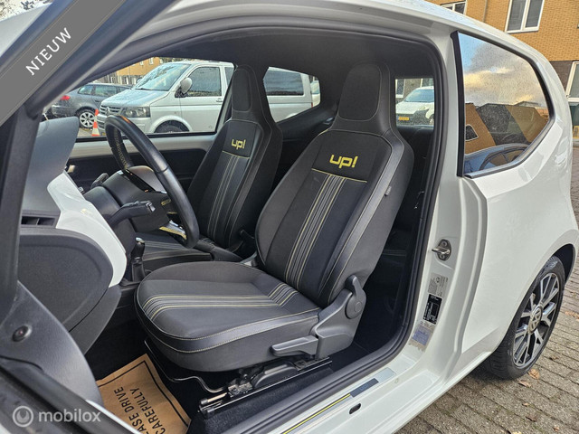 Volkswagen up! 1.0 Street up! Navi Cruise Control Stoelverwarming