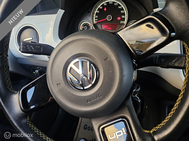 Volkswagen up! 1.0 Street up! Navi Cruise Control Stoelverwarming