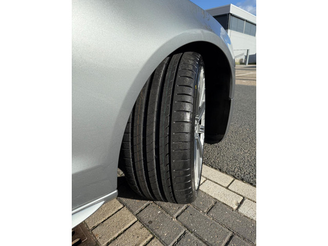 Audi A5 Coupé 2.0 TFSI Quattro S-edition PDC LEER NAVI LMV20