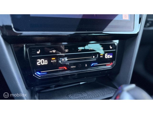 Volkswagen Passat Variant GTE   PANO   ACC   DCC