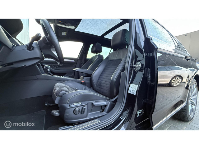 Volkswagen Passat Variant GTE   PANO   ACC   DCC