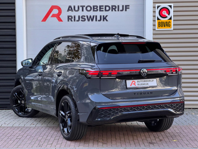 Volkswagen Tiguan 1.5 eTSI R-Line Edition Pano 360 Massage