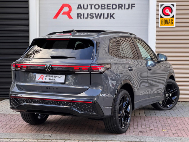 Volkswagen Tiguan 1.5 eTSI R-Line Edition Pano 360 Massage