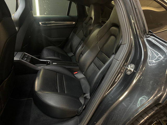 Porsche Panamera 3.0 4 Pano|Bose|18way|Keyless|Carbon|Memory