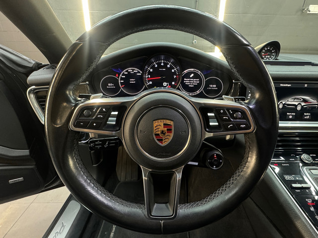 Porsche Panamera 3.0 4 Pano|Bose|18way|Keyless|Carbon|Memory