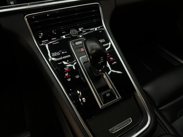 Porsche Panamera 3.0 4 Pano|Bose|18way|Keyless|Carbon|Memory