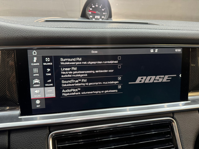 Porsche Panamera 3.0 4 Pano|Bose|18way|Keyless|Carbon|Memory