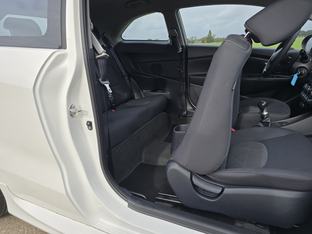 Kia Rio 1.2 CVVT - 86 Pk - Airco