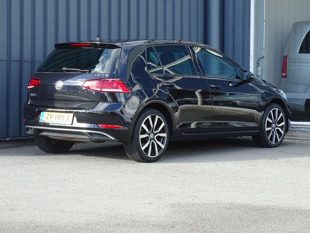 Volkswagen Golf 1.0 TSI Comfortline Business Automaat | Carplay | 18