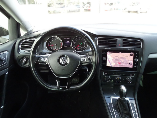 Volkswagen Golf 1.0 TSI Comfortline Business Automaat | Carplay | 18