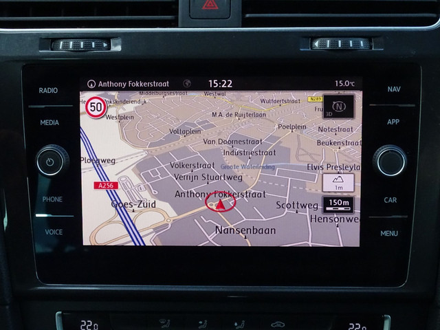Volkswagen Golf 1.0 TSI Comfortline Business Automaat | Carplay | 18