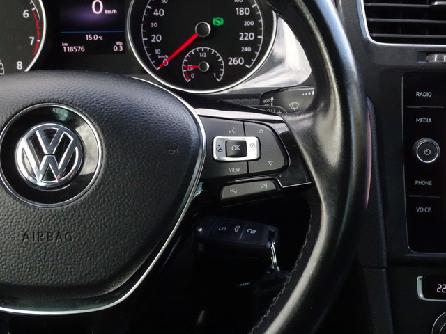 Volkswagen Golf 1.0 TSI Comfortline Business Automaat | Carplay | 18