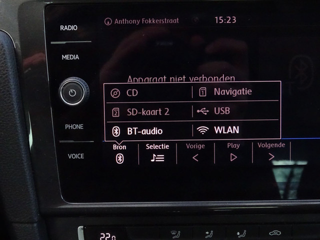 Volkswagen Golf 1.0 TSI Comfortline Business Automaat | Carplay | 18