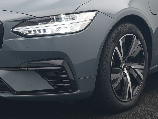 Volvo V90 T6 AWD R-Design Plug In Hybrid 340pk Dealer O.H PHEV | Trekhaak Af Fabriek | Panodak | Adaptive Cruise | Head Up | Harman & Kard