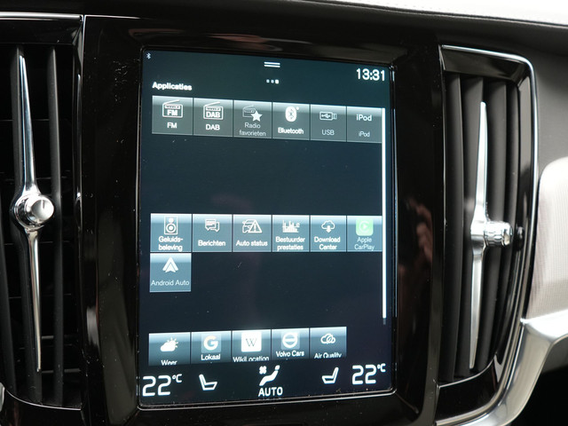 Volvo V90 T6 AWD R-Design Plug In Hybrid 340pk Dealer O.H PHEV | Trekhaak Af Fabriek | Panodak | Adaptive Cruise | Head Up | Harman & Kard
