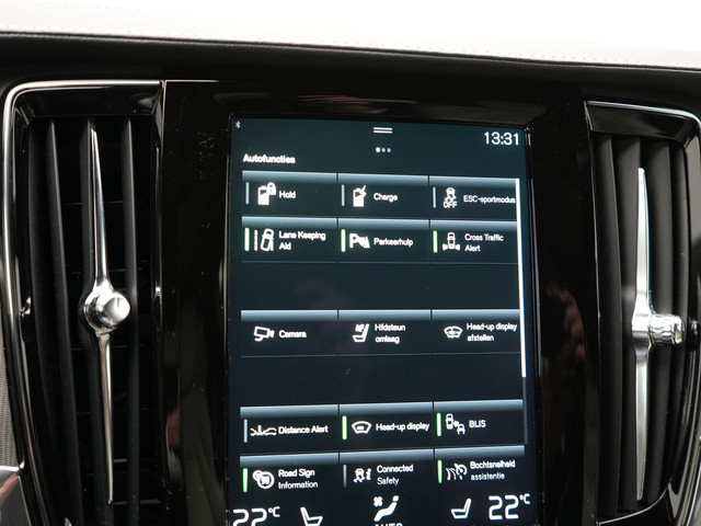 Volvo V90 T6 AWD R-Design Plug In Hybrid 340pk Dealer O.H PHEV | Trekhaak Af Fabriek | Panodak | Adaptive Cruise | Head Up | Harman & Kard