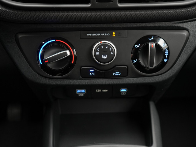 Hyundai i10 1.0 Comfort NAVIGATIE | AIRCO | CRUISE CONTROL | VOORRAADVOORDEEL! Uit voorraad leverbaar!
