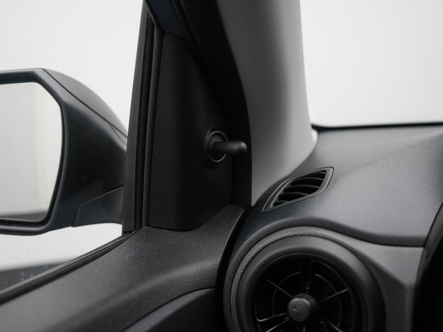 Hyundai i10 1.0 Comfort NAVIGATIE | AIRCO | CRUISE CONTROL | VOORRAADVOORDEEL! Uit voorraad leverbaar!