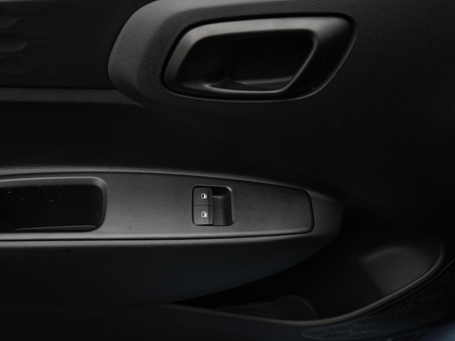 Hyundai i10 1.0 Comfort NAVIGATIE | AIRCO | CRUISE CONTROL | VOORRAADVOORDEEL! Uit voorraad leverbaar!