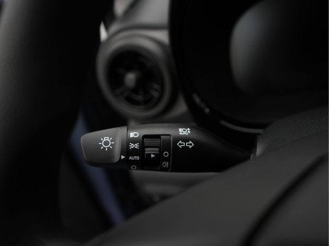 Hyundai i10 1.0 Comfort NAVIGATIE | AIRCO | CRUISE CONTROL | VOORRAADVOORDEEL! Uit voorraad leverbaar!