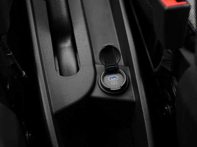 Hyundai i10 1.0 Comfort NAVIGATIE | AIRCO | CRUISE CONTROL | VOORRAADVOORDEEL! Uit voorraad leverbaar!