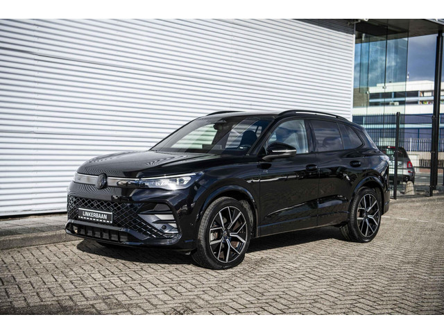volkswagen-tiguan-1.5-etsi---r-line---full-option---panodak---hud---iq---hk---black-style---trekhaak---massage---20-inch--