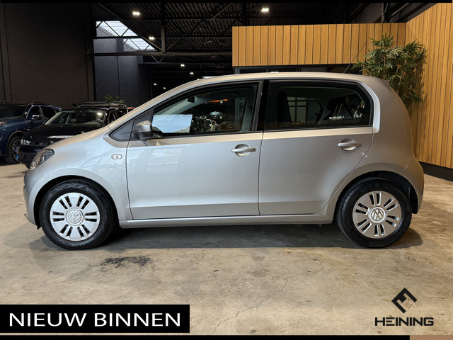Volkswagen up! 1.0 move up! BlueMotion Executive-pakket. Van eerste eigenaar. Dealer onderhouden en slechts 74000 km!!