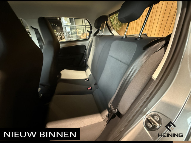 Volkswagen up! 1.0 move up! BlueMotion Executive-pakket. Van eerste eigenaar. Dealer onderhouden en slechts 74000 km!!