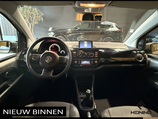 Volkswagen up! 1.0 move up! BlueMotion Executive-pakket. Van eerste eigenaar. Dealer onderhouden en slechts 74000 km!!