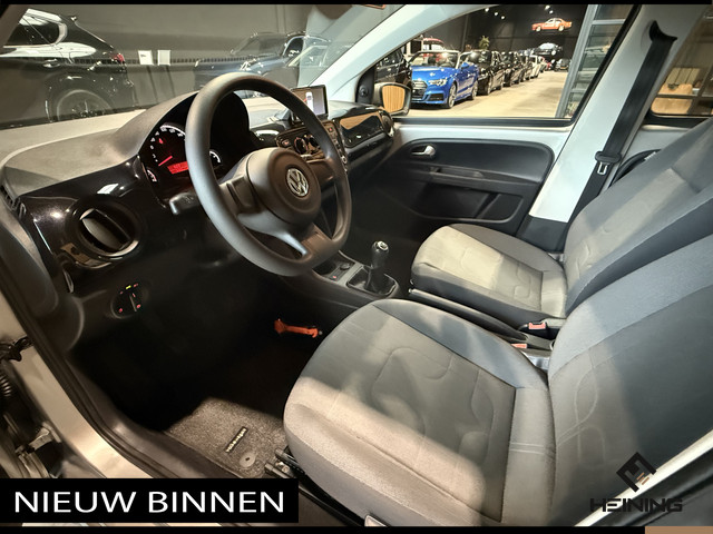 Volkswagen up! 1.0 move up! BlueMotion Executive-pakket. Van eerste eigenaar. Dealer onderhouden en slechts 74000 km!!