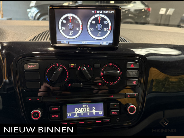 Volkswagen up! 1.0 move up! BlueMotion Executive-pakket. Van eerste eigenaar. Dealer onderhouden en slechts 74000 km!!