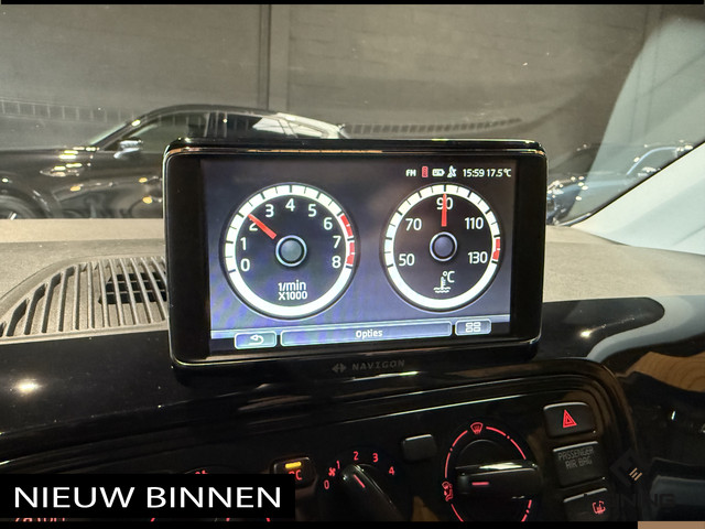 Volkswagen up! 1.0 move up! BlueMotion Executive-pakket. Van eerste eigenaar. Dealer onderhouden en slechts 74000 km!!