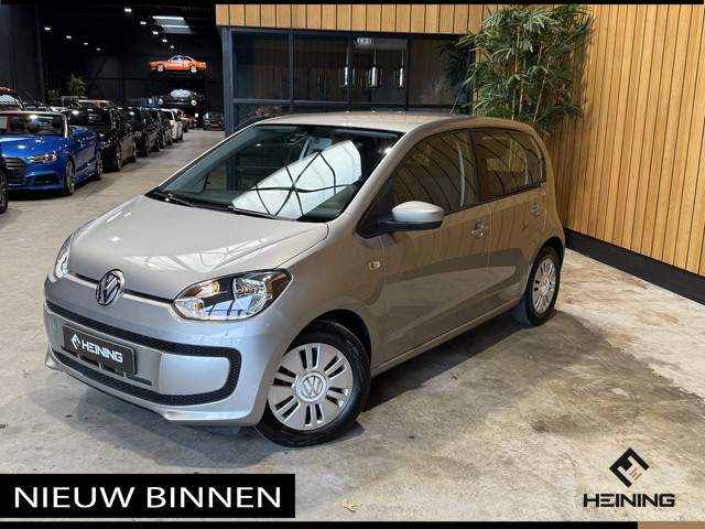 Volkswagen up! 1.0 move up! BlueMotion Executive-pakket. Van eerste eigenaar. Dealer onderhouden en slechts 74000 km!!