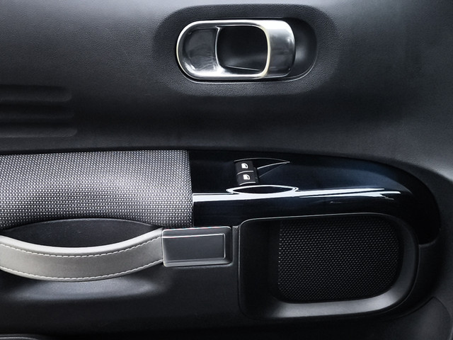 Citroen C4 Cactus 1.2 PureTech Shine 2e-Eig. Keurig-Onderh. BOVAG-Garantie, NL-Auto..