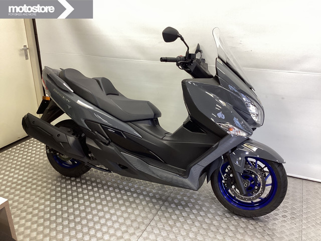 Suzuki Burgman AN 400 A