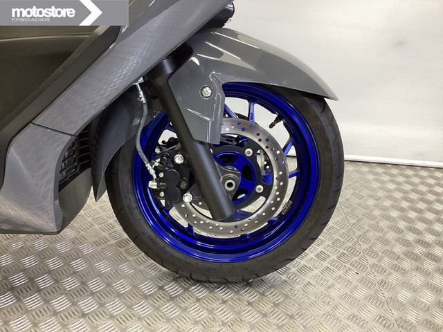 Suzuki Burgman AN 400 A