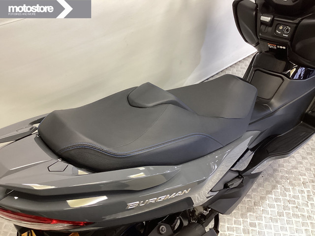 Suzuki Burgman AN 400 A