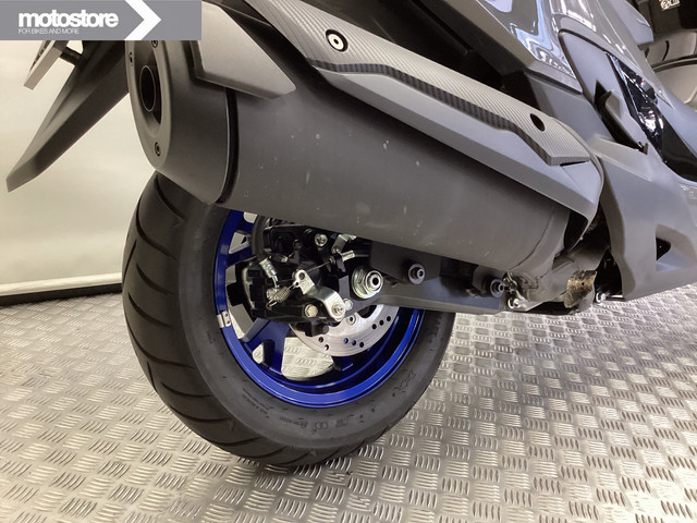 Suzuki Burgman AN 400 A