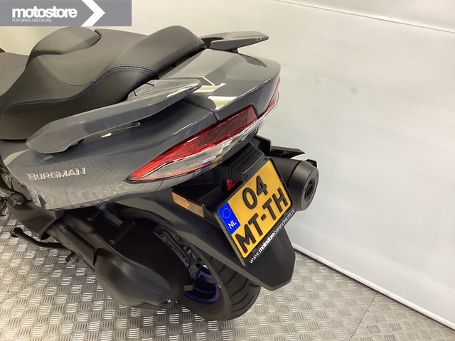Suzuki Burgman AN 400 A