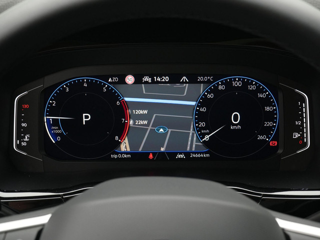 Volkswagen Touran 7 pers. 1.5 TSI 150 pk DSG Highline | 7-persoons | Panoramadak | Trekhaak | Stoelverwarming | Sportonderstel | Side Assist | Bla