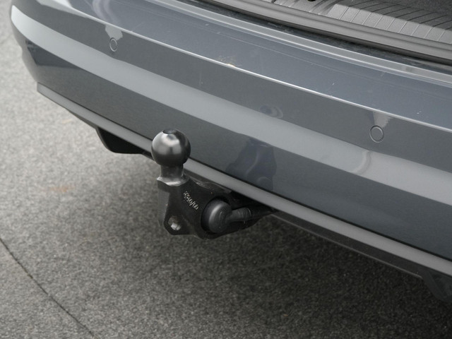 Volkswagen Touran 7 pers. 1.5 TSI 150 pk DSG Highline | 7-persoons | Panoramadak | Trekhaak | Stoelverwarming | Sportonderstel | Side Assist | Bla