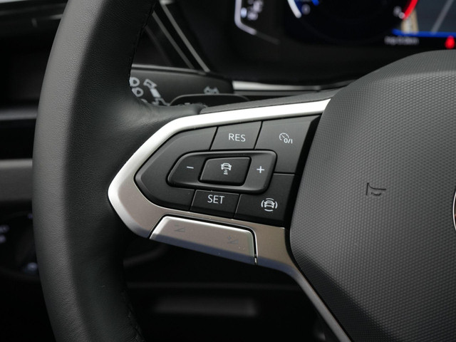 Volkswagen Touran 7 pers. 1.5 TSI 150 pk DSG Highline | 7-persoons | Panoramadak | Trekhaak | Stoelverwarming | Sportonderstel | Side Assist | Bla