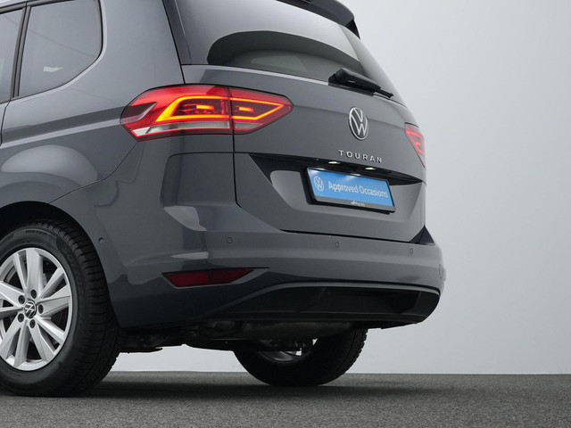 Volkswagen Touran 7 pers. 1.5 TSI 150 pk DSG Highline | 7-persoons | Panoramadak | Trekhaak | Stoelverwarming | Sportonderstel | Side Assist | Bla