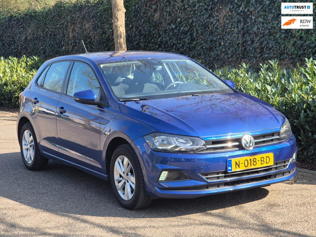 volkswagen-polo-dealeronderhouden-carplay-navi-dodehoekwaarschuwing-apps-stoelverwarming