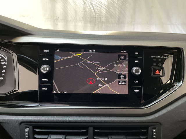 Volkswagen Polo 1.0 TSI Comfortline Parkeersensoren Navigatie Climate Control DAB+