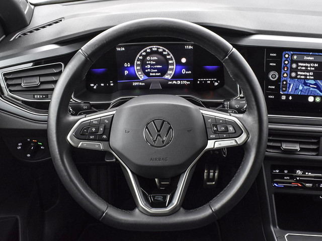 Volkswagen Polo 1.0 TSI 95pk DSG R-Line · Apple Android Car Play · Camera · P-Sensoren · Getint Glas · 16'' Inch · Garantie t m 24-11-2028 of 10