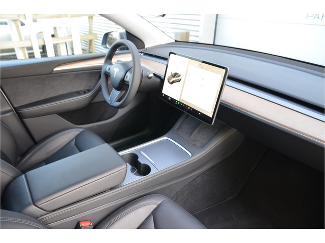 Tesla Model Y Performance AWD 75 kWh Enhanced AutoPilot, Trekhaak (1.600kg), BTW auto