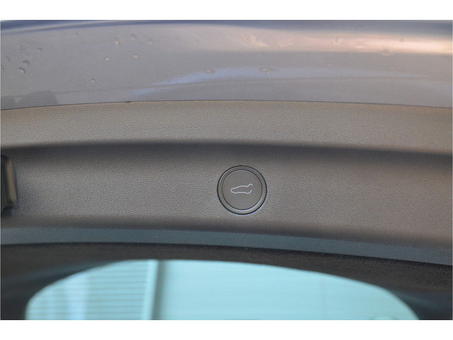 Tesla Model Y Performance AWD 75 kWh Enhanced AutoPilot, Trekhaak (1.600kg), BTW auto